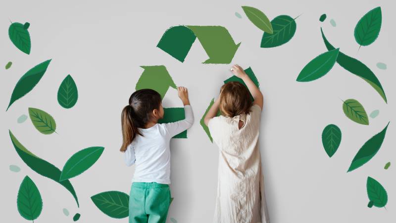 Sustentabilidade no dia a dia com crianças praticando reciclagem